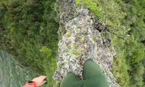 Hawaiian hiker surrounded by stunning scenery tackles nerve-racking narrow ridge