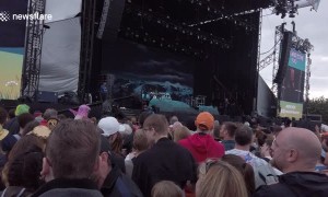 ‘Refund!’ Moment boos ring out after Jess Glynne’s no-show at Isle of Wight Festival