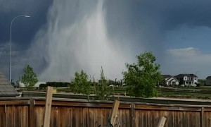 Fascinating Time-Lapse of Storm Downburst