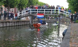 Olympic swimmer completes 196-kilometre course across the Netherlands for cancer research