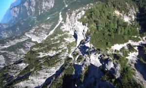 Don't look down! Base jumper glides through Austrian valley with epic wingsuit free fall