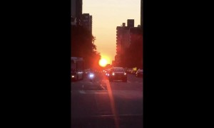 New Yorkers treated to stunning "Manhattan Henge"