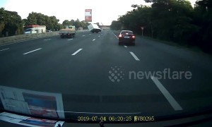 Out-of-control lorry veers from side to side on Philippines highway