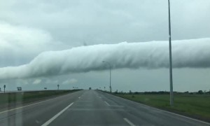 Bizarre cloud formation captured on camera in Osler, Saskatchewan
