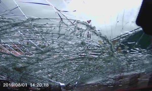 Crane Chain Puts the Crunch on Car