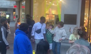 Ovie from love island spotted shopping in Oxford Circus London