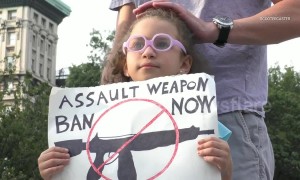 New Yorkers gather in anti-gun, pro-mental health rally in response to weekend's mass shootings