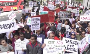 Angry Kashmir protest held outside Indian embassy in London