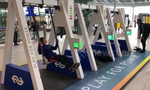 Eco-friendly generator in Utrecht lets the public swing in order to charge their phones
