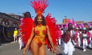 Dancers wow crowds on second day of Notting Hill Carnival