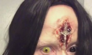 Watch the Doll's Eyes