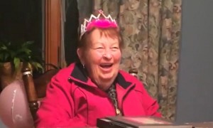 Family surprises grandma with Macy's parade gift after 30-year wait