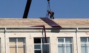 Crane Operator Fails to Understand Gravity