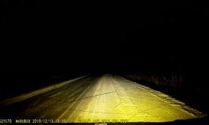 Driver Manages to Avoid a Major Accident