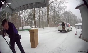 Compassionate FedEx employee shovels steps while homeowner is away