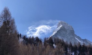 Spectacular Scene as Snow Blows off the Matterhorn