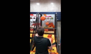 Arcade Basketball Record Beaten Using Two Hands