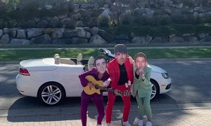 When your friends know you are obsessed with Joe Jonas