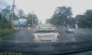Truck Manages a Tricky, Slippery Stop