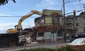 Pedestrian Sprints to Avoid Excavation Incident