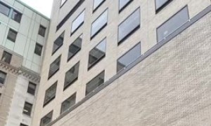 Teenager plays bagpipes from outside dad's hospital window