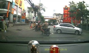 Near Miss After Running in Front of Traffic