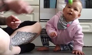 Adorable Baby Has A Beautifully Infectious Laugh