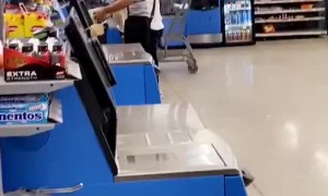 Man Dons Underpants Mask in Florida Walmart