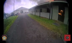 Police Officers rescue horse from fire