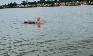 Puppy Found Floating in Lake Houston