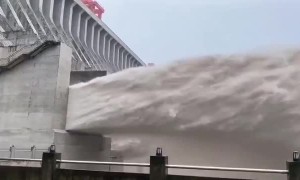 Three Gorges Dam sees largest flood peak since construction of the reservoir