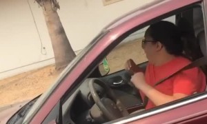 Woman hilariously caught dancing in her car