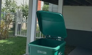 Innovative Way to Easily Take Out the Trash