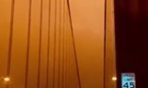 Morning drive on the Golden Gate Bridge looks like an apocalyptic nightmare 