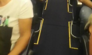 Social Distancing is Impossible to Maintain on Sold-out Flight from Greece to London