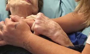 102 Year Old Grandma Has Heartfelt Moment Before Bed