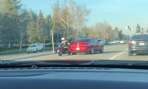 Angry Driver Clips Lane Splitting Motorcyclist