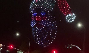 Intel Hosts Beautiful Drone Light Show