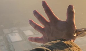 Air Has Some Serious Force While Flying