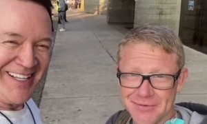 Good Samaritan Helps Send a Man Home for Christmas