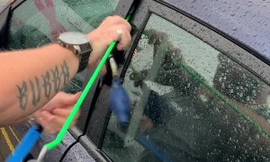 Professional Unlocks Car Without a Key in Seconds