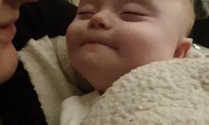 Cute Kiddo Love Kisses