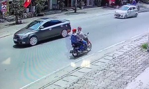 Taxi Driver Avoids Sedan in Sudden Stop