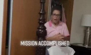 Daughter surprises parents with visit after two years apart 