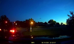 Driver Ignores Crosswalk Flashing Lights and Hits Cyclist