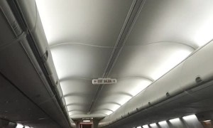 Southwest Airlines Crew Sings to Passengers