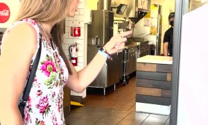 Lady Argues Over Mask Policy at Arby's
