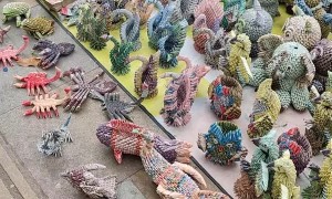 Papercraft Made with Venezuelan Currency