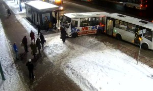 Bus Nearly Runs Over Pedestrians Due to Icy Roads