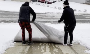 Cleve Way to Clear Snow